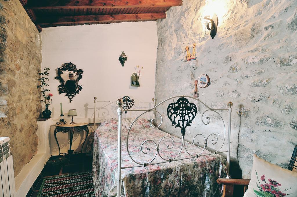 Вилла Casa Do Professor Casais dos Monizes Номер фото